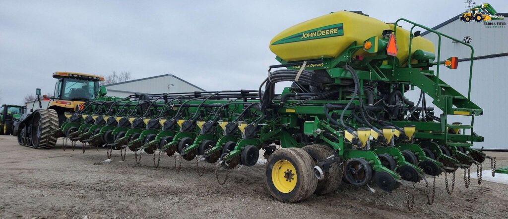 2011 John Deere DB80